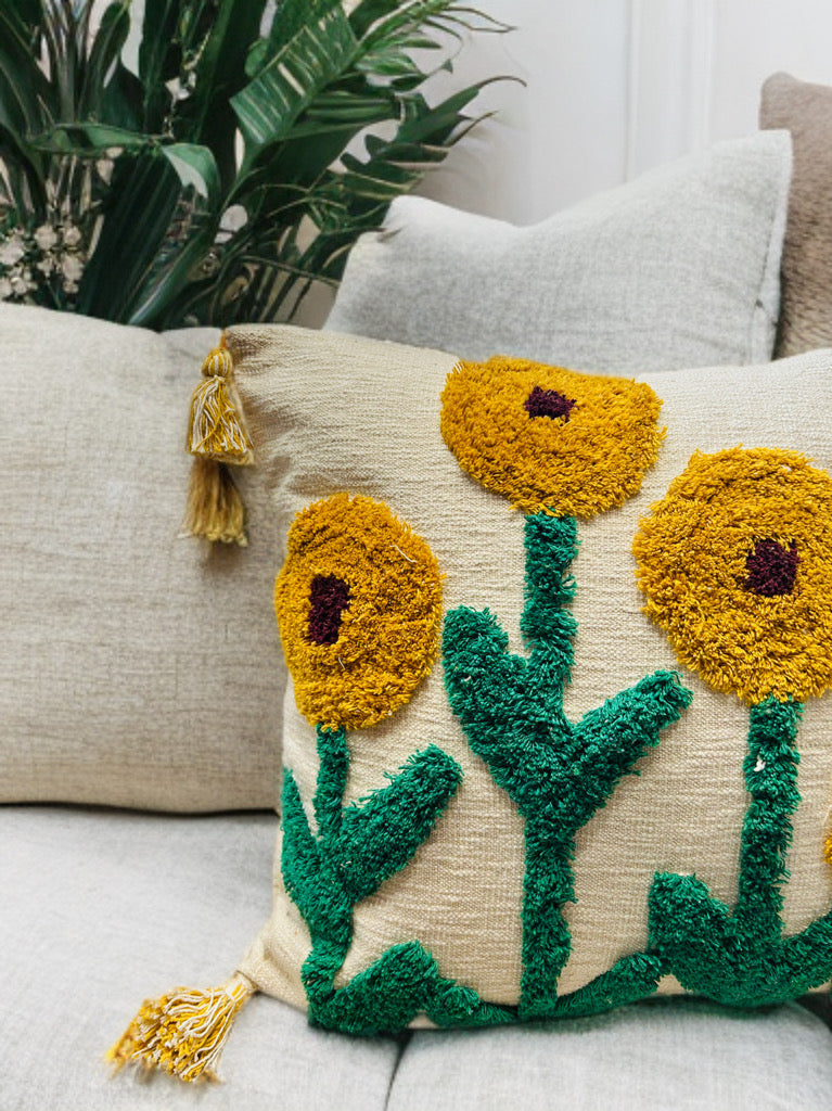 Tufted Sunflower Cushion Cover | Slub Cotton (24"x24")