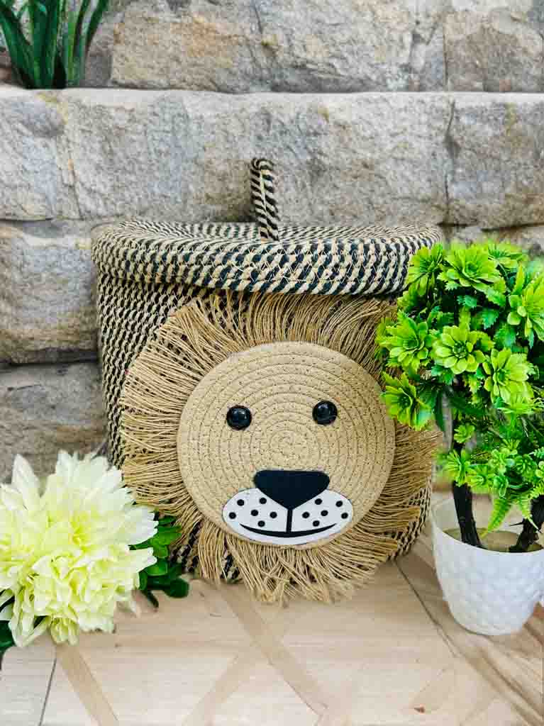 Handcrafted Lion Face Storage Basket with Lid – Stylish & Functional