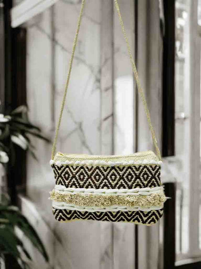 Handmade Boho Crossbody – Stylish, Compact & Perfect for Travel