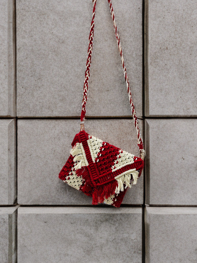 Compact Macramé Sling Bag – Red, Beaded, Handmade