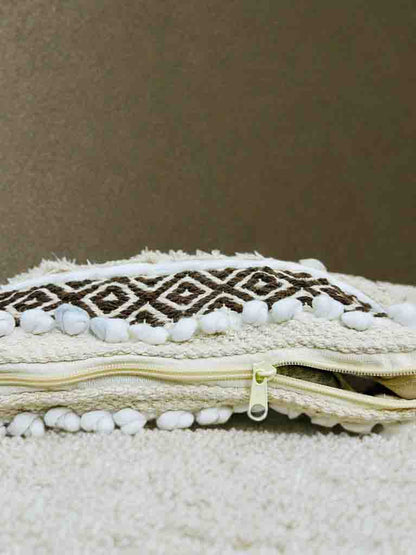 Handmade Boho Crossbody – Stylish, Compact & Perfect for Travel