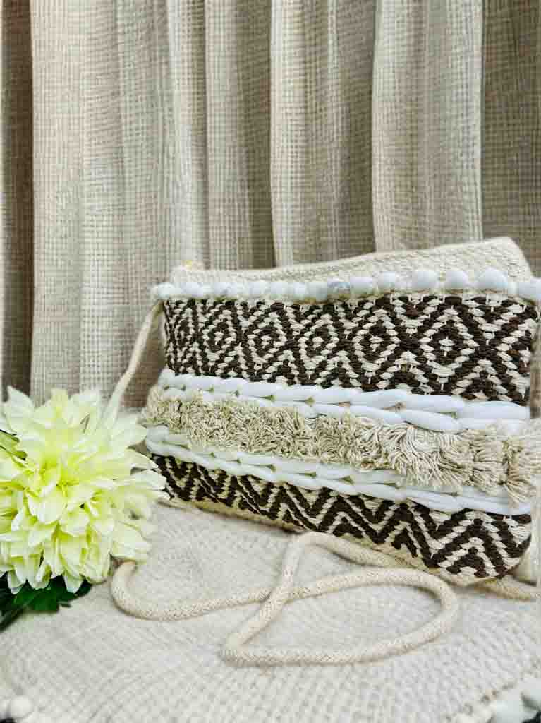 Handmade Boho Crossbody – Stylish, Compact & Perfect for Travel