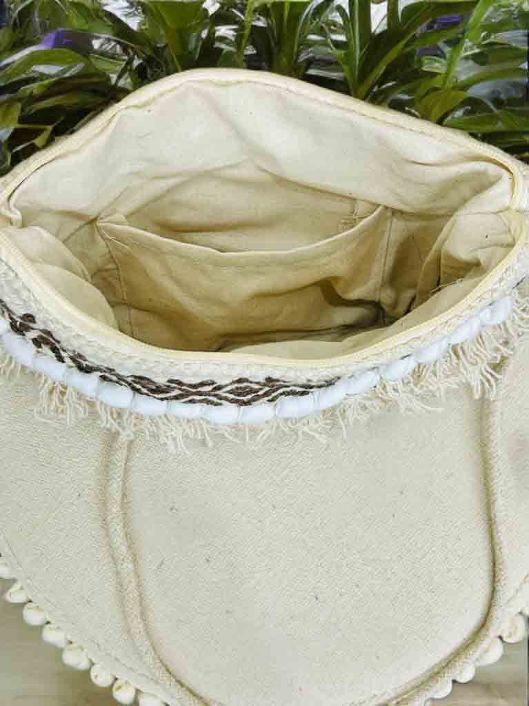 Bohemian Sling Bag – Fringe Crossbody with Zipper & Inner Pocket