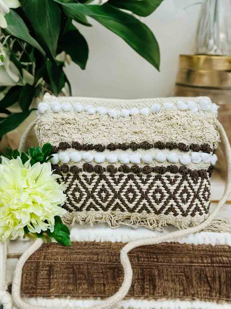 Bohemian Sling Bag – Fringe Crossbody with Zipper & Inner Pocket